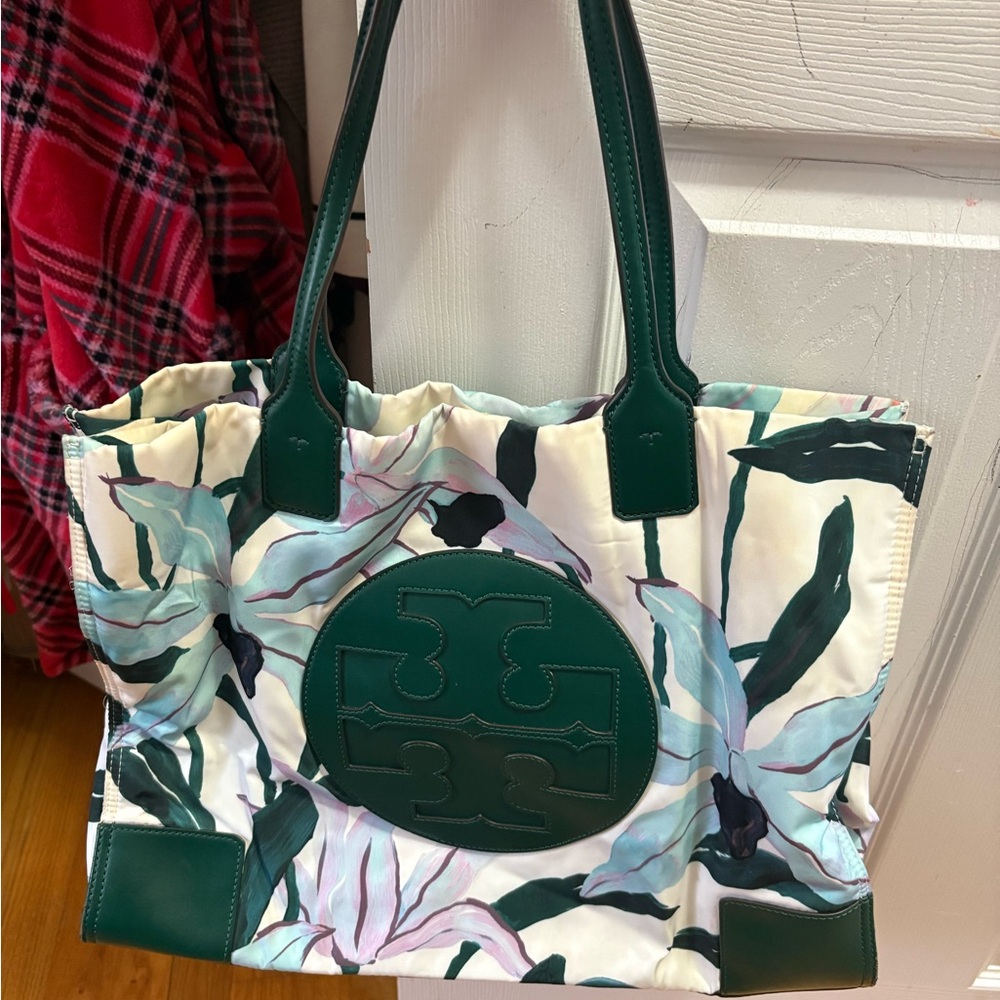 Tory Burch Green and White Women's Tote Bag